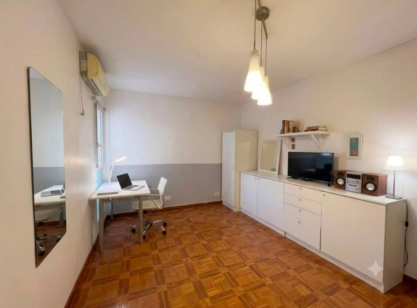 MONOAMBIENTE EN CABALLITO APTO PROFESIONAL 5