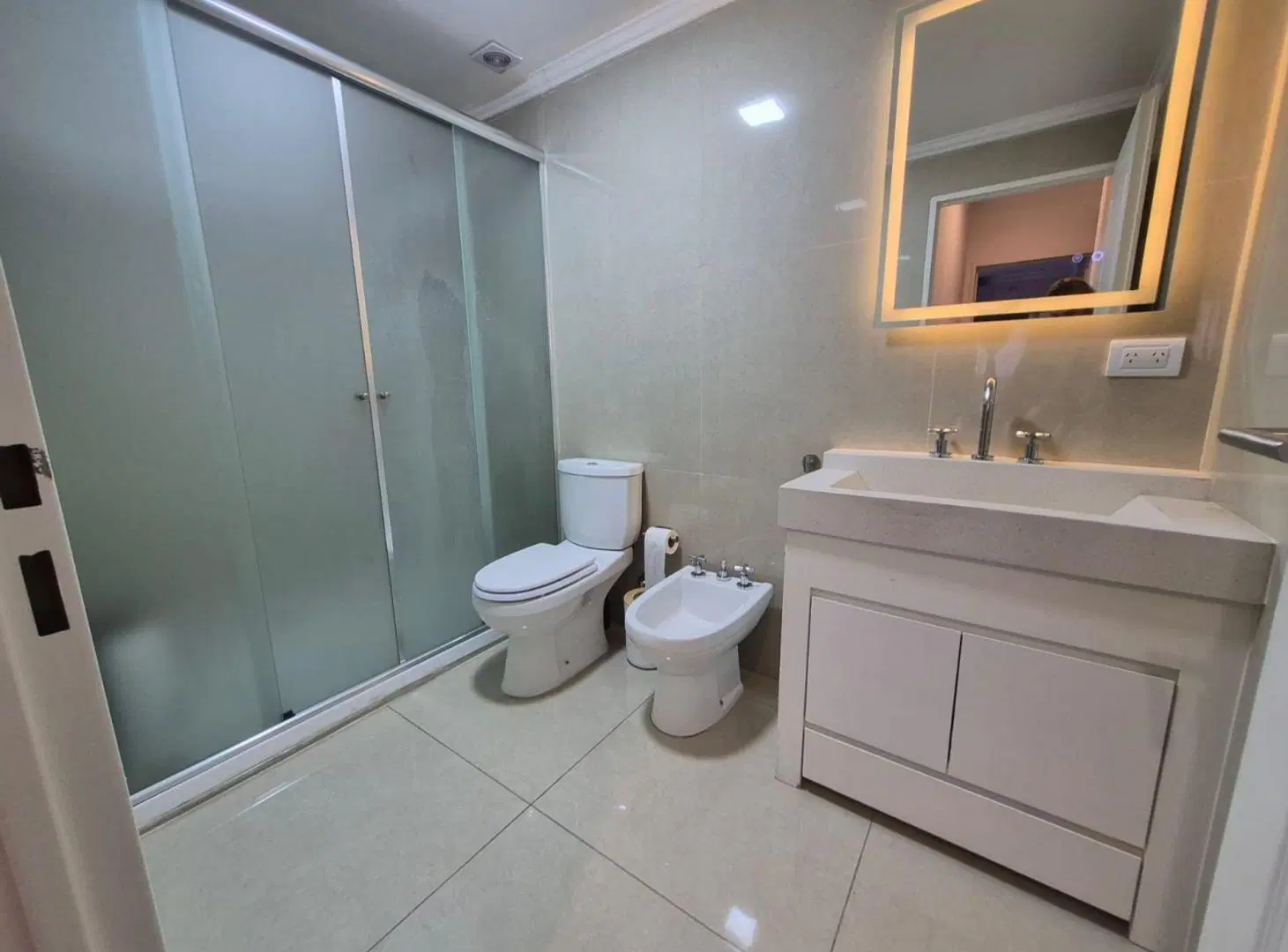 VENTA DPTO 3 AMBIENTES RAMOS MEJIA COCHERA 5