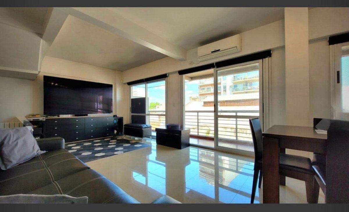 Foto de VENTA DPTO DUPLEX DE CATEGORIA 4 AMB EN FLORES, imagen 5