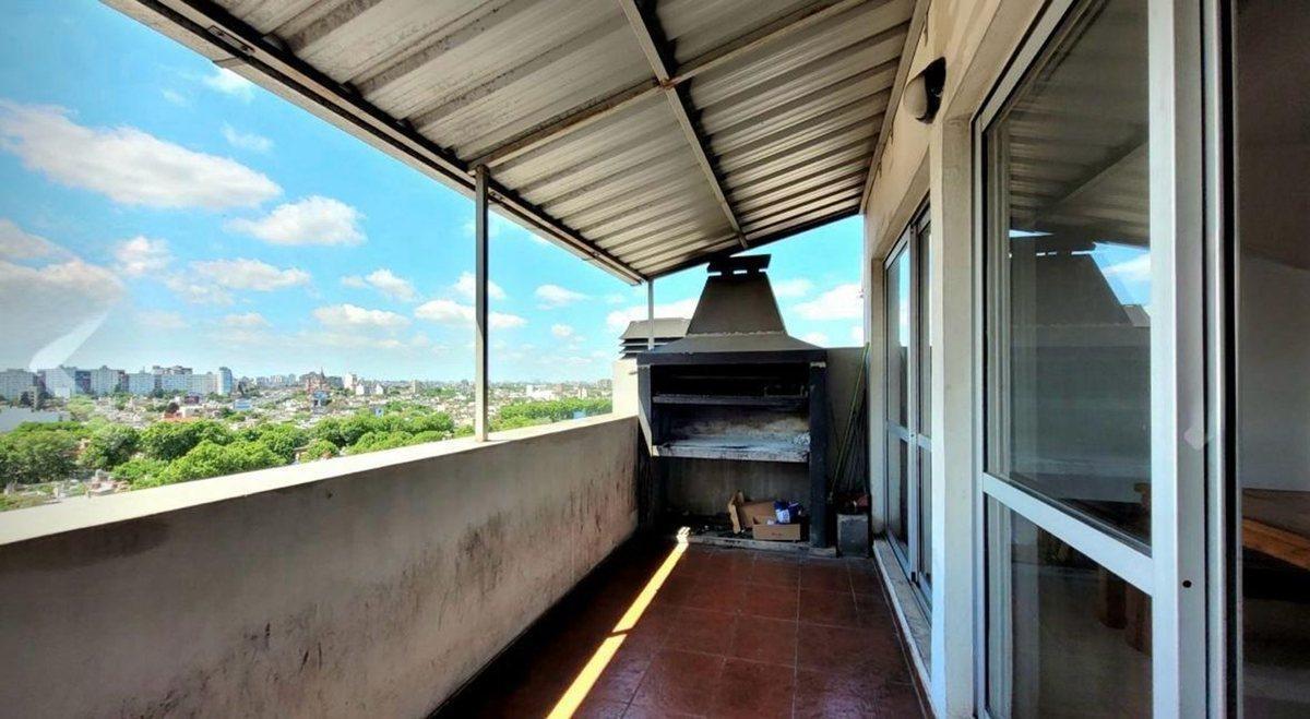 Foto de VENTA DPTO DUPLEX DE CATEGORIA 4 AMB EN FLORES, imagen 4