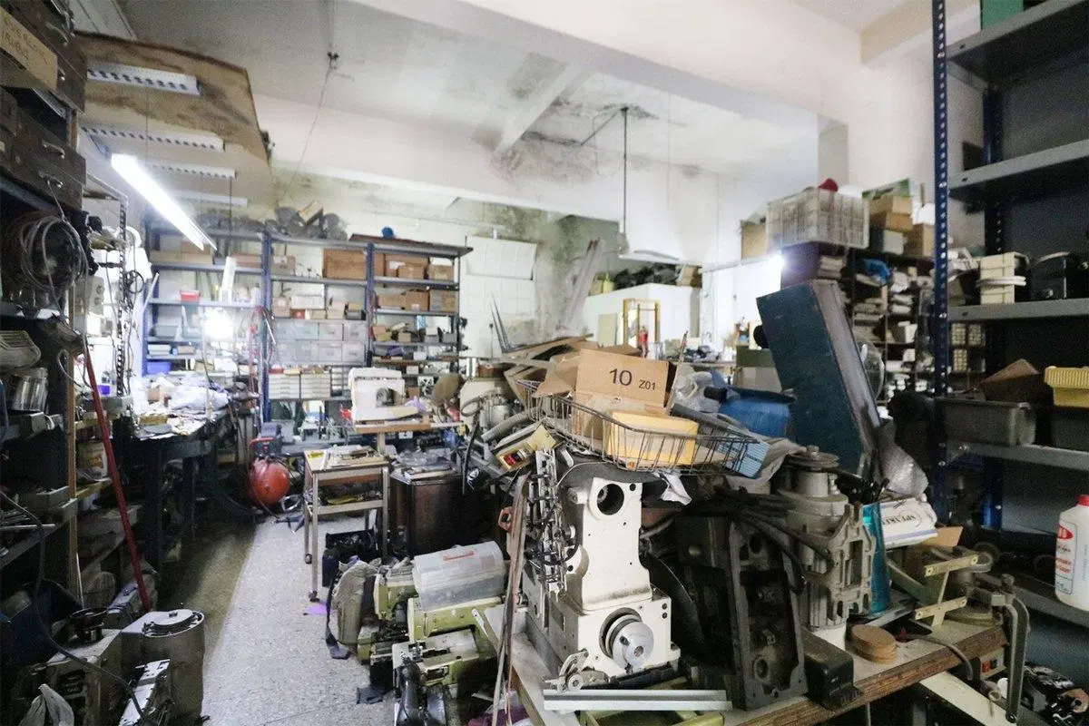 GALPON EN VENTA 2 PH Y LOCAL COMERCIAL EN LUGANO 3