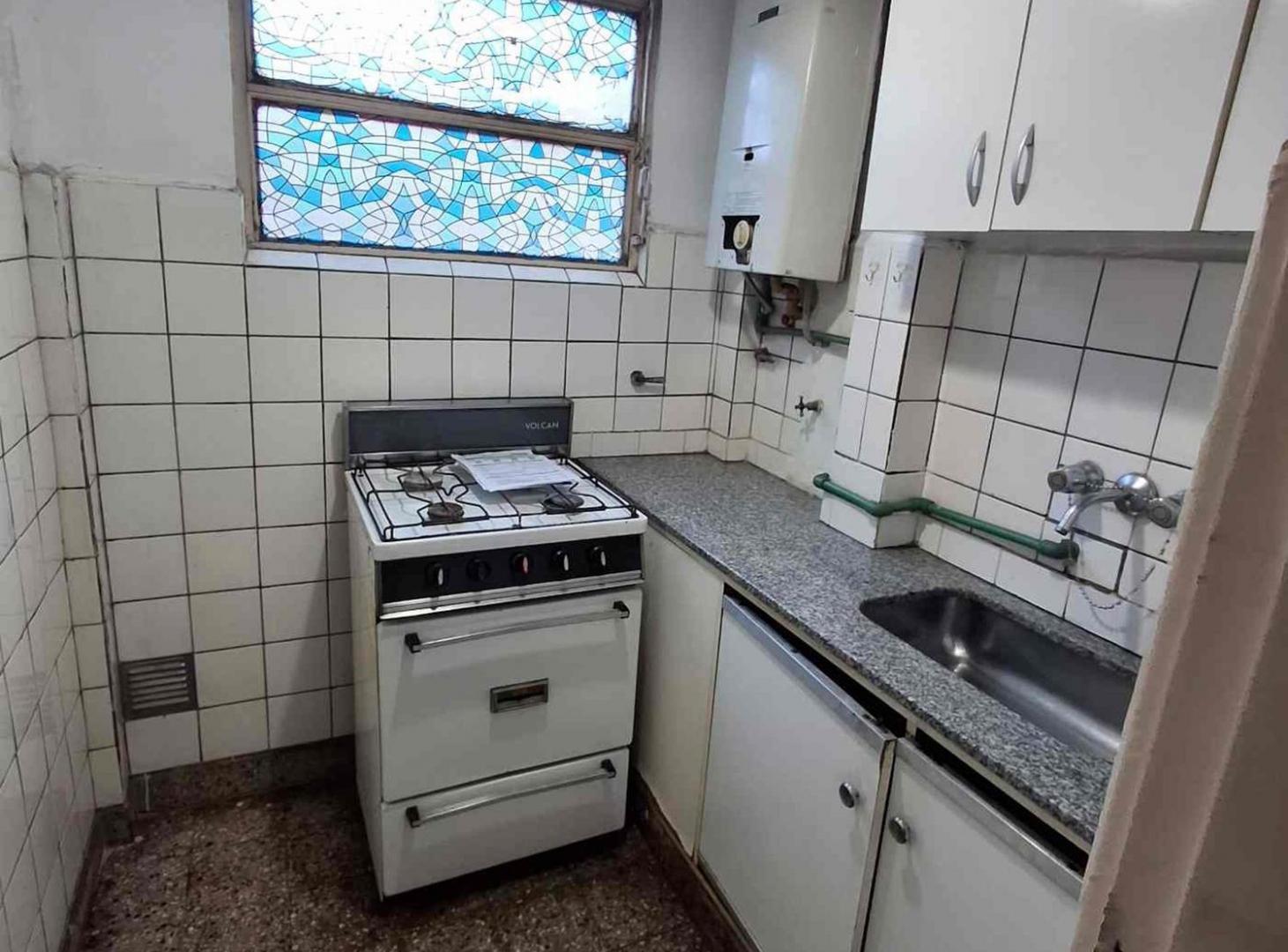 Foto de VENTA DEPARTAMENTO DE 2 AMBIENTES EN MONSERRAT, imagen 3