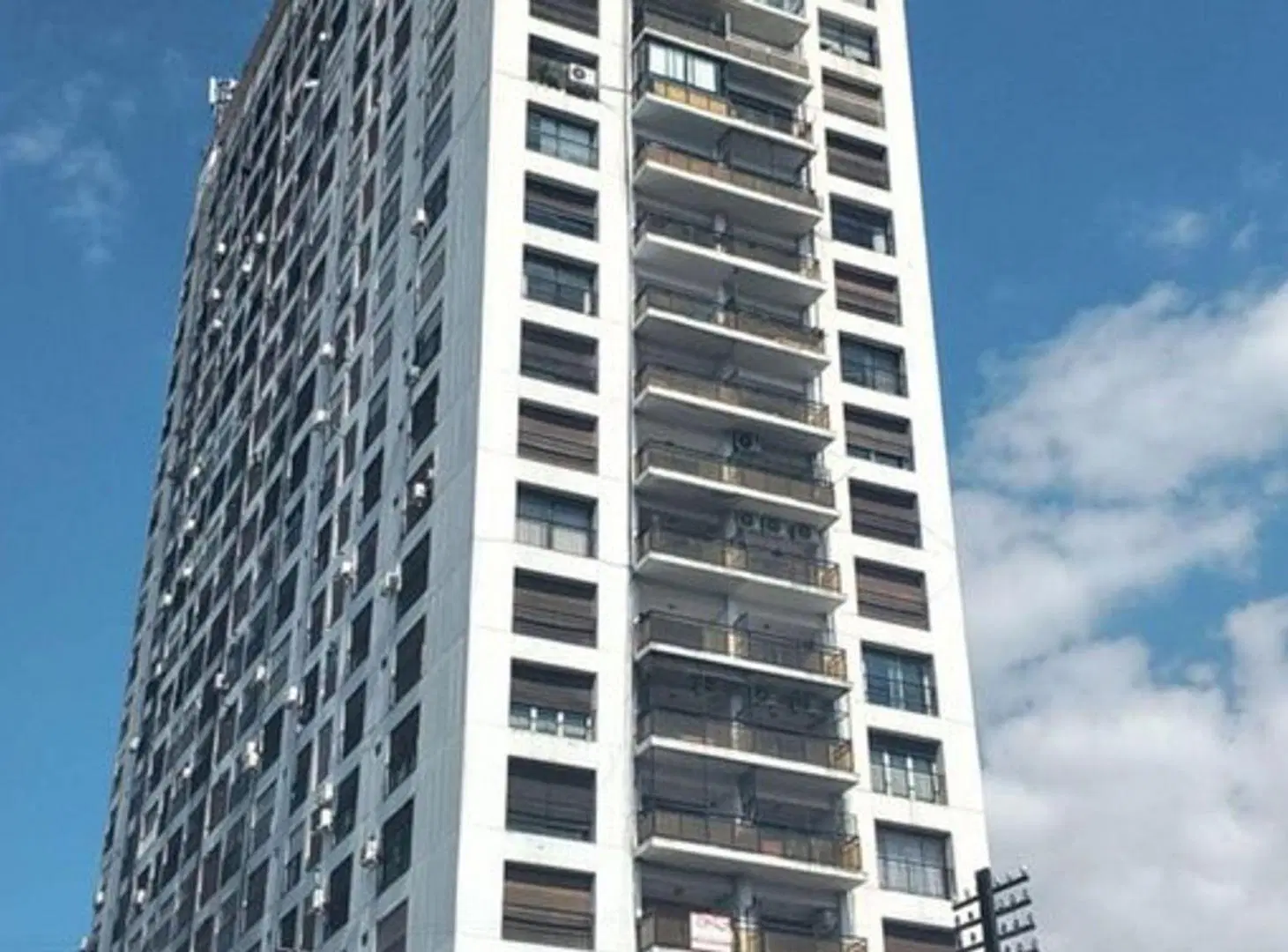 ALQUILER PROFESIONAL frente a estacion Ramos M 2