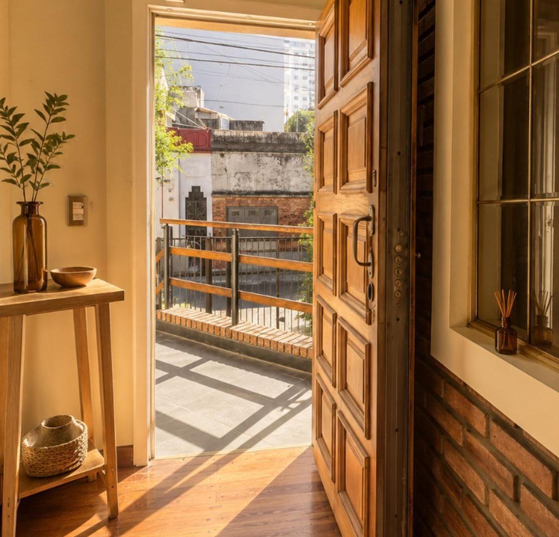 Foto de CASA TRIPLEX BOEDO JARDIN/ QUINCHO/ 3 DORMITORIOS, imagen 1