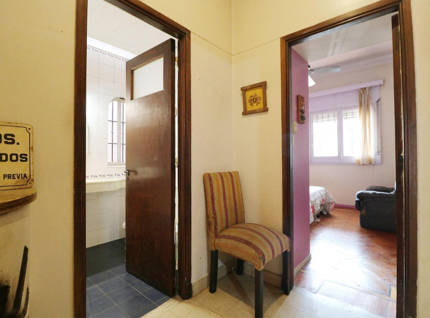 Foto de VENTA CASA PATIO, PARRILLA Y TERRAZA P. CHACABUCO, imagen 2