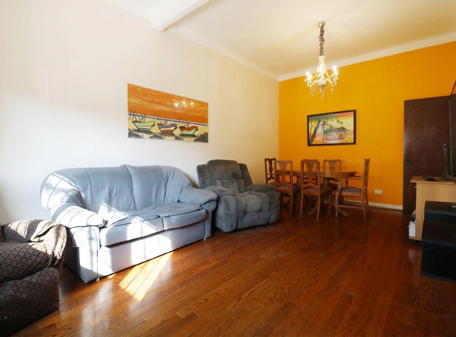 Foto de VENTA CASA PATIO, PARRILLA Y TERRAZA P. CHACABUCO, imagen 3