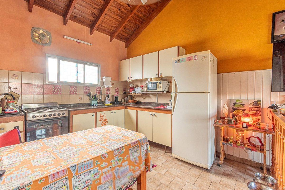 Foto de VENTA/PERMUTA MULTIFAMILIAR 5 AMB EN RAMOS MEJIA, imagen 2
