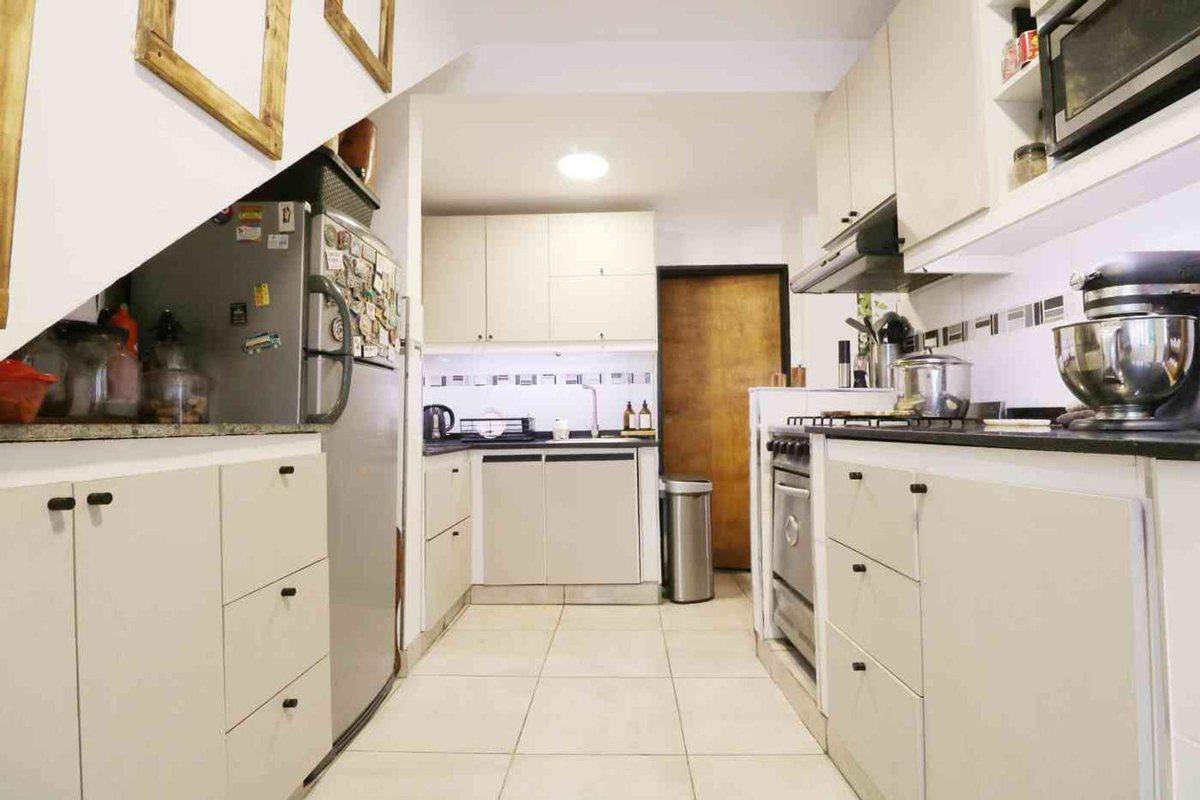Foto de VENTA PH TIPO CASA 3 AMB CON TERRAZA - ALMAGRO, imagen 2