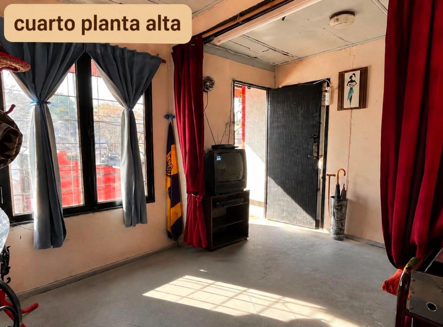 Foto de CASA EN DOS PLANTAS-TERRAZA- FLORES-APTO CREDITO, imagen 4