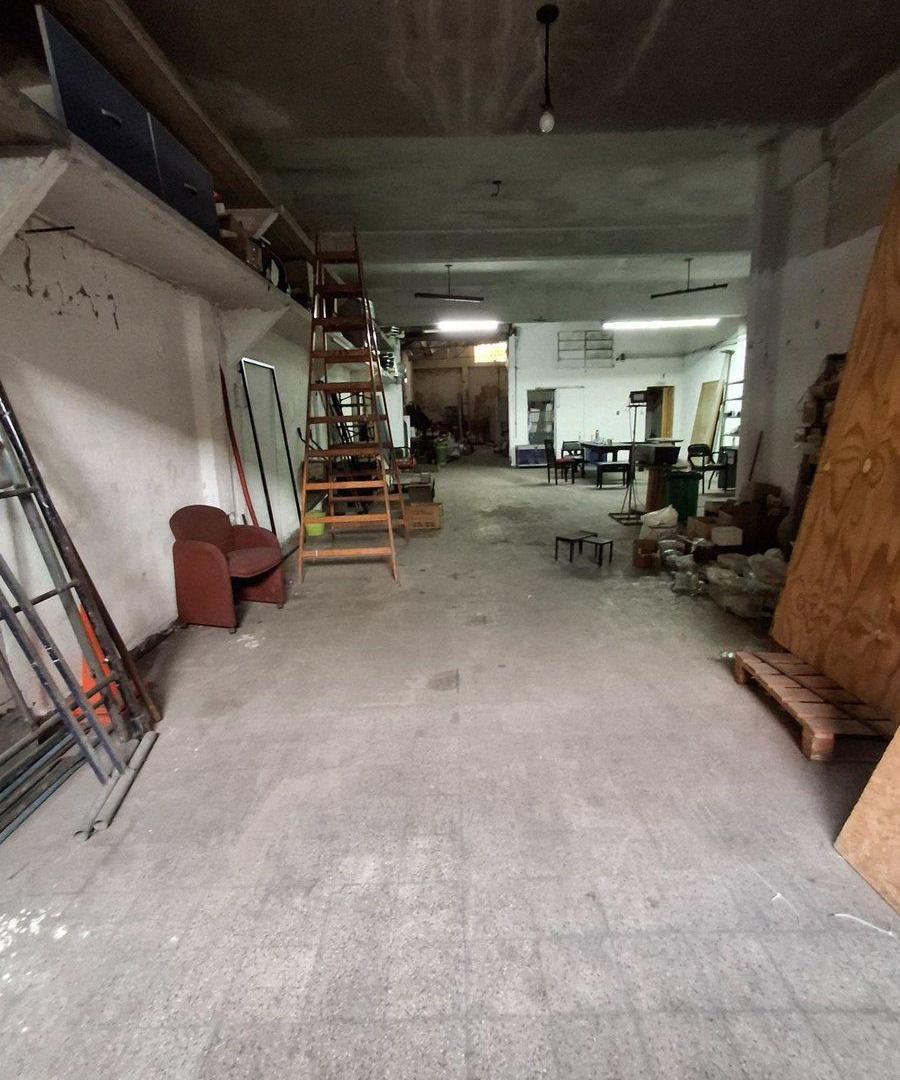 Foto de Venta Galpon con vivienda , en Parque Avellaneda, imagen 5
