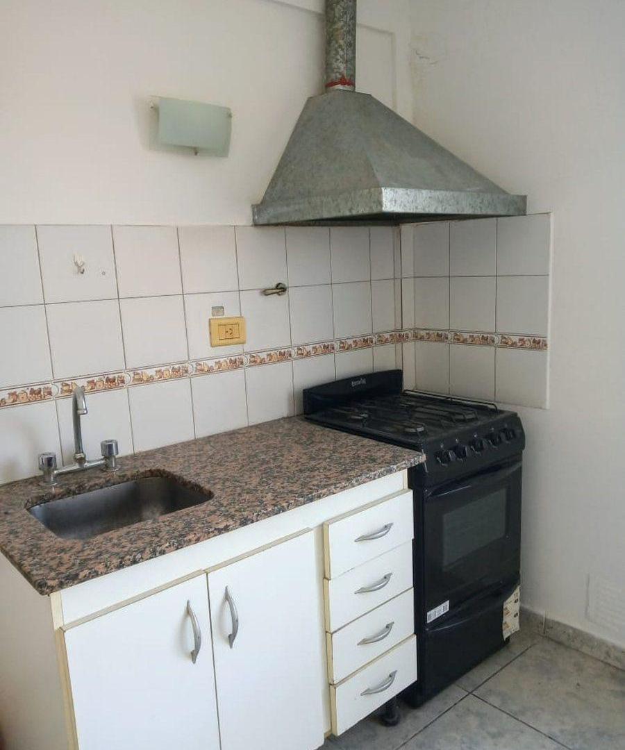 Foto de VENTA MONOAMBIENTE CON COCHERA EN MORON, imagen 5