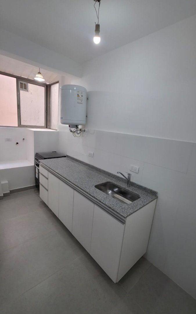 Foto de Departamento de 2 amb reciclado en Floresta, imagen 1