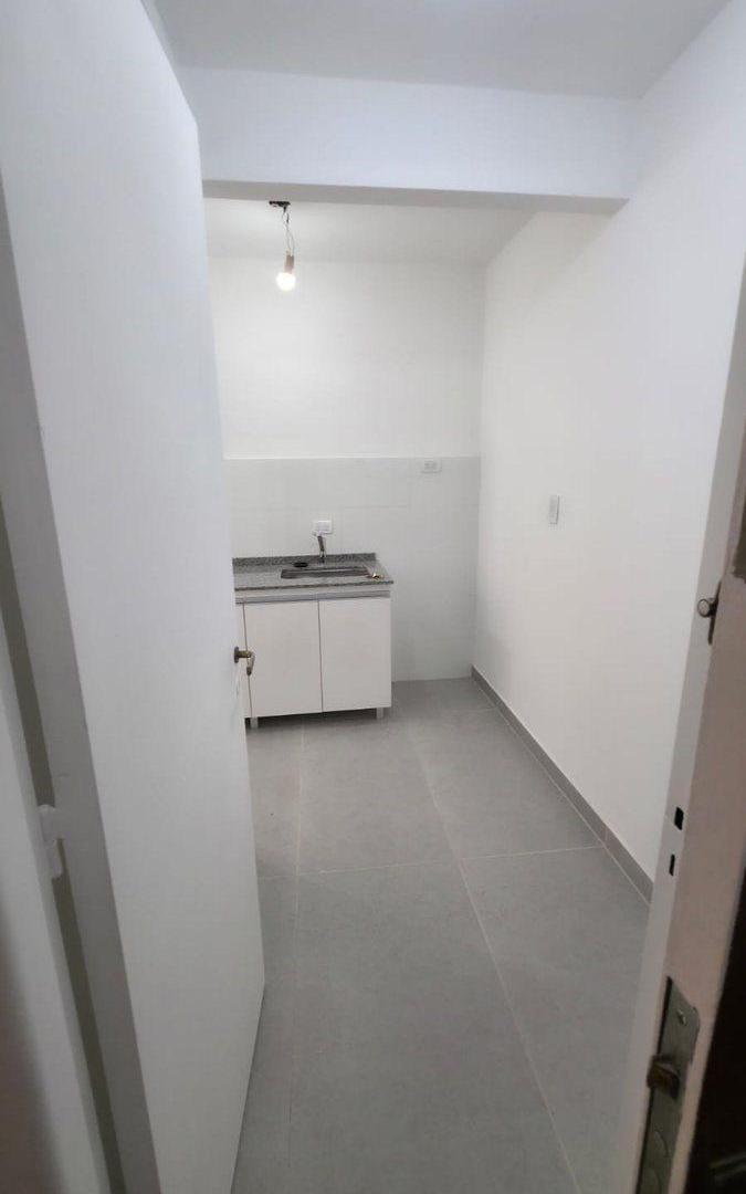 Foto de Departamento de 2 amb reciclado en Floresta, imagen 2