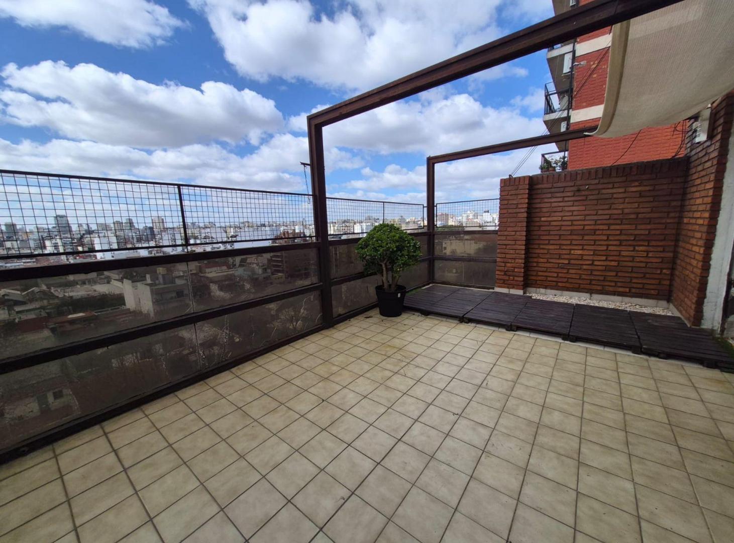 Foto de VENTA DPTO 4 AMB VILLA CRESPO BALCÓN COCHERA BAUL, imagen 1