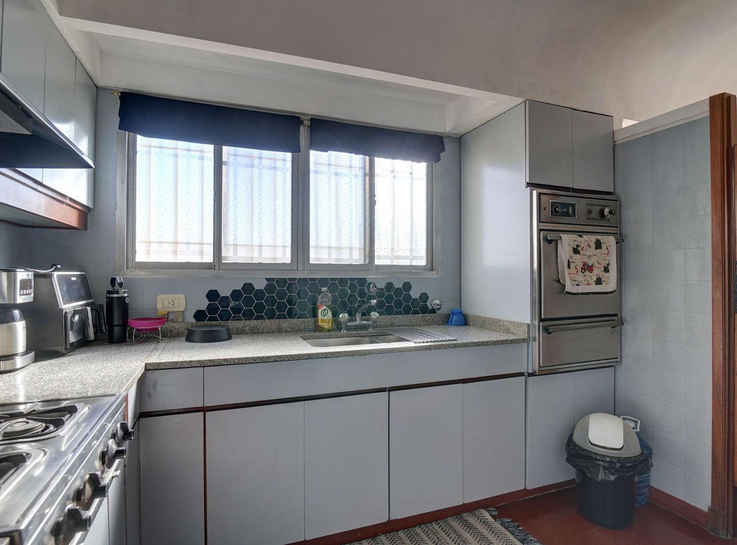 Foto de OPORTUNIDAD PH 4 AMB BALCON + PATIO CON PARRILLA, imagen 4