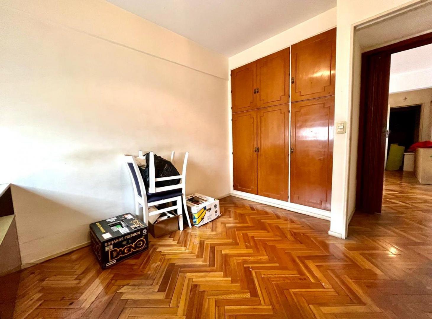 Foto de VENTA DEPARTAMENTO 4 AMBIENTES CABALLITO, imagen 2