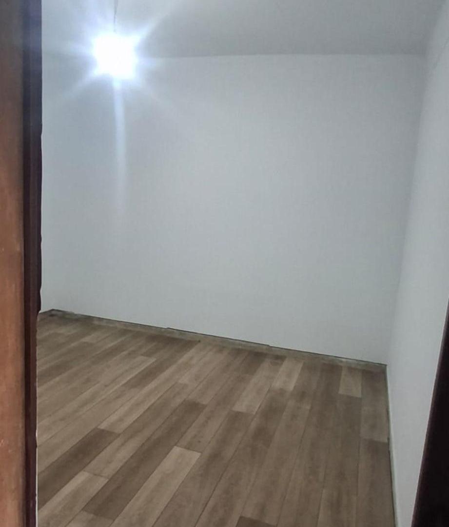 Foto de CASA EN VENTA EN LANÚS OESTE LISTA PARA HABITAR, imagen 5