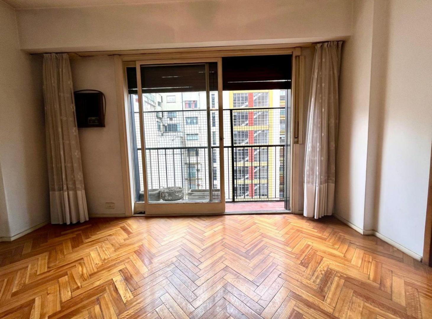 Foto de VENTA DEPARTAMENTO 4 AMBIENTES CABALLITO, imagen 4