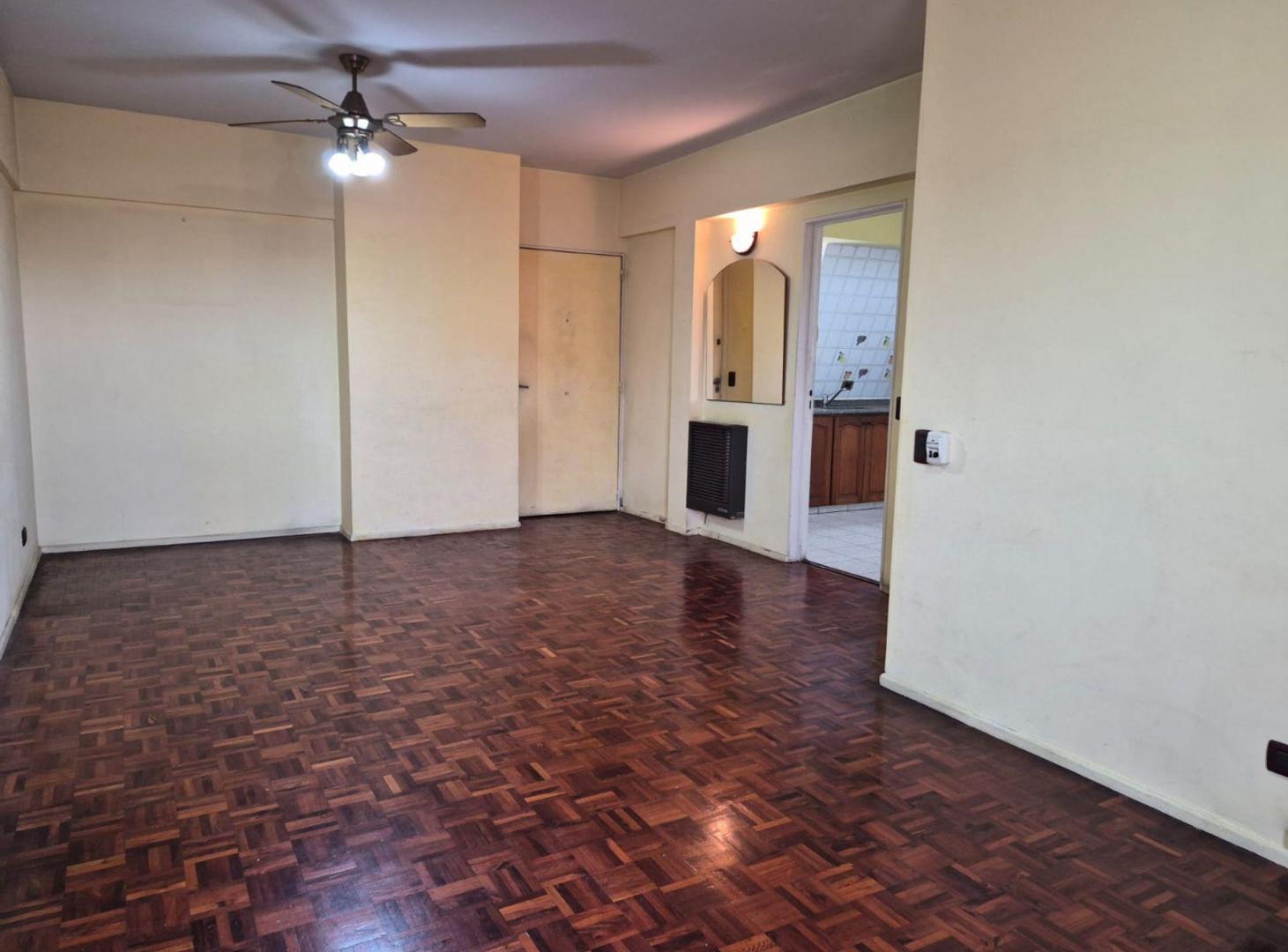 Foto de VENTA DEPARTAMENTO 3 AMB BARRACAS, imagen 1