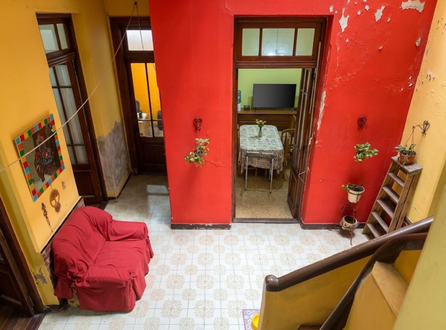Foto de VENTA PH 4 AMB EN BOEDO CON PATIO Y PARRILLA, imagen 1