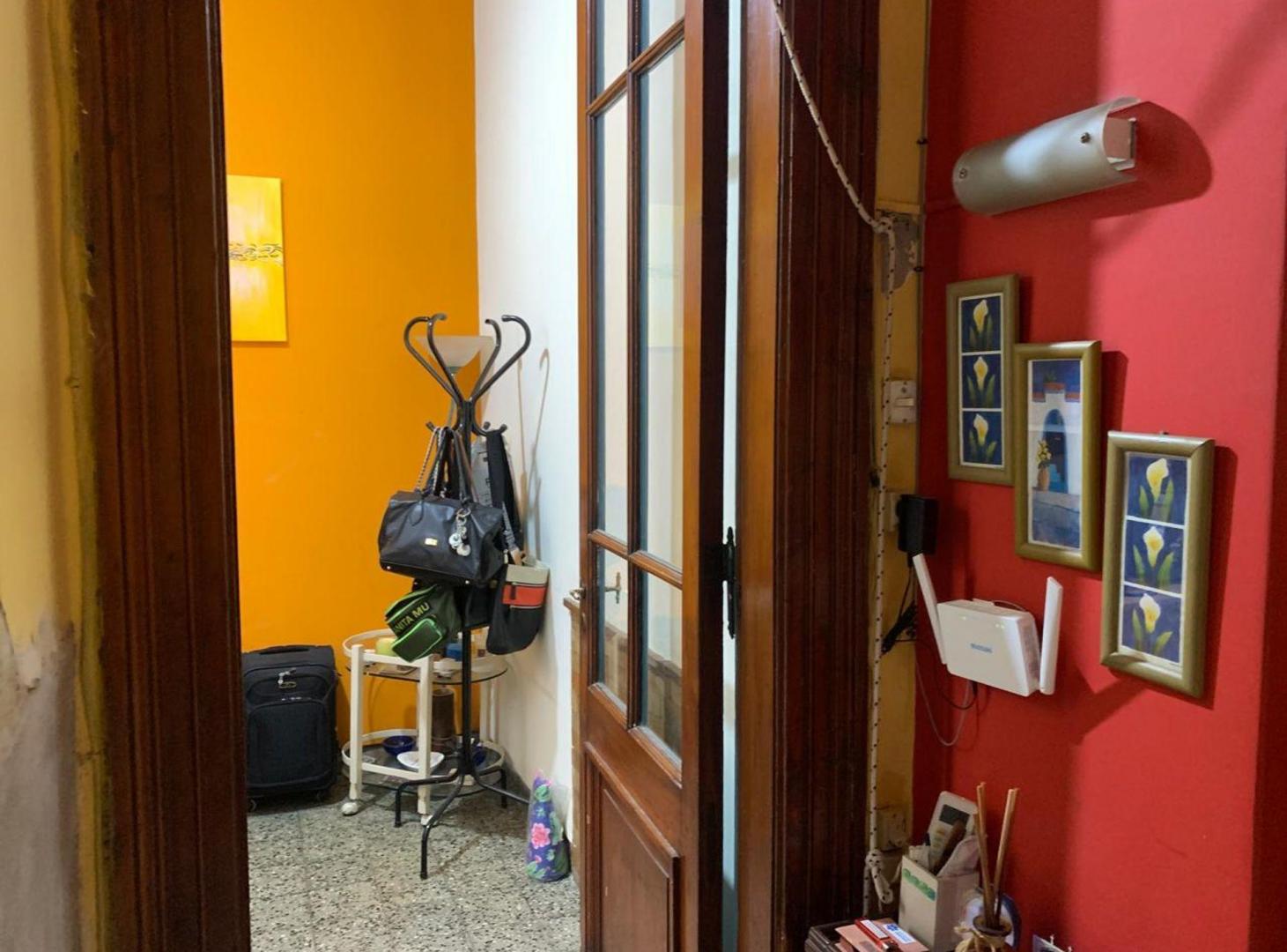 Foto de VENTA PH 4 AMB EN BOEDO CON PATIO Y PARRILLA, imagen 4