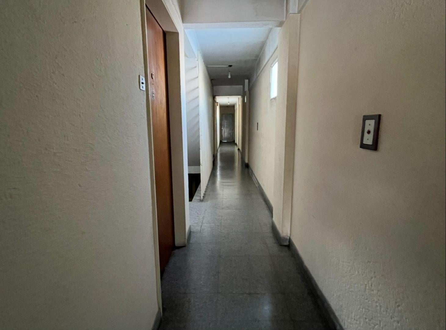 Foto de DTO E AMBIENTES FLORES A REFACCIONAR PARCIALMENTE, imagen 4