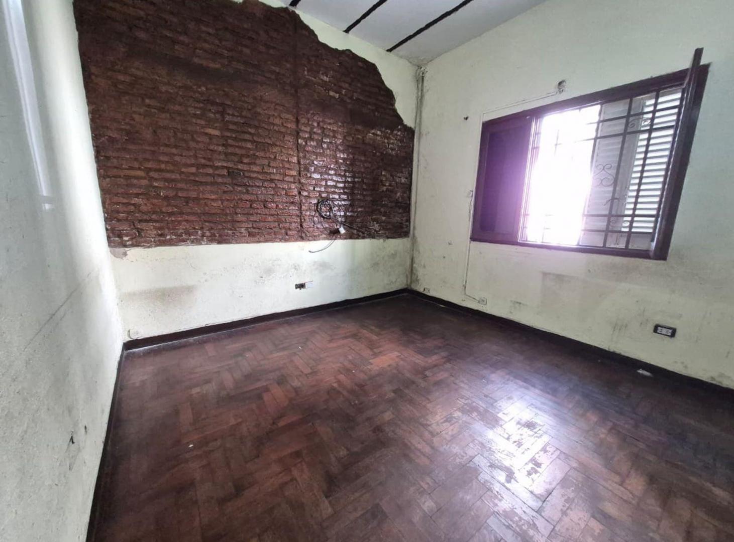 Foto de VENTA PH 4 AMBIENTES MATADEROS A REFACCIONAR, imagen 4