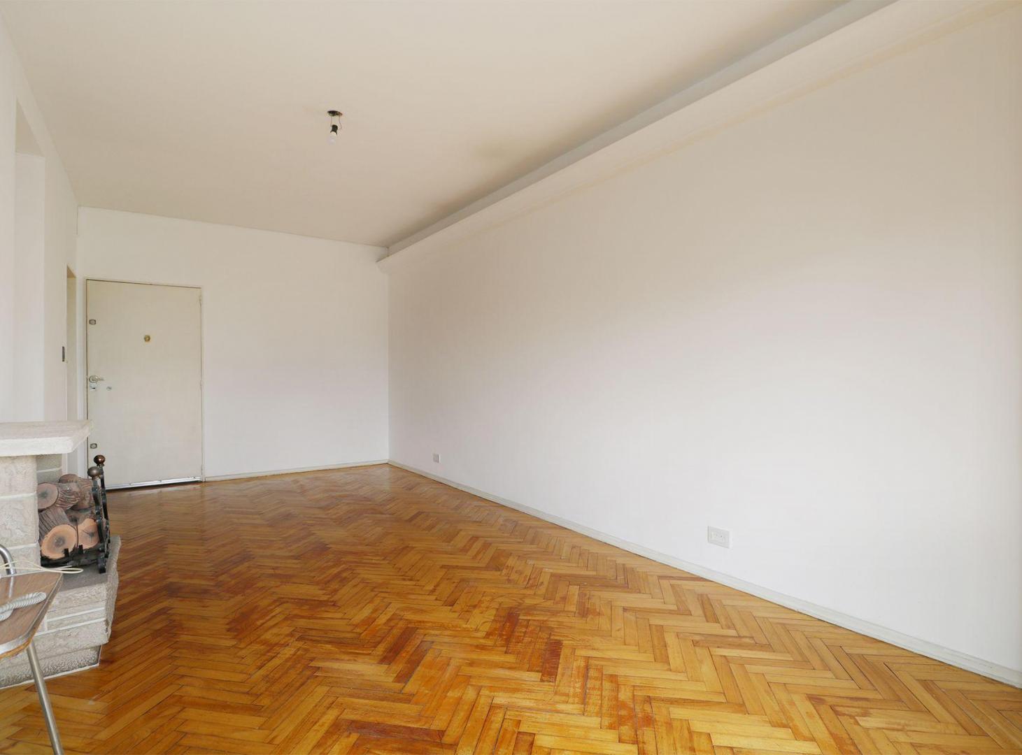 Foto de VENTA DEPARTAMENTO 3 AMB C/BALCON LUMINOSO FLORES, imagen 2