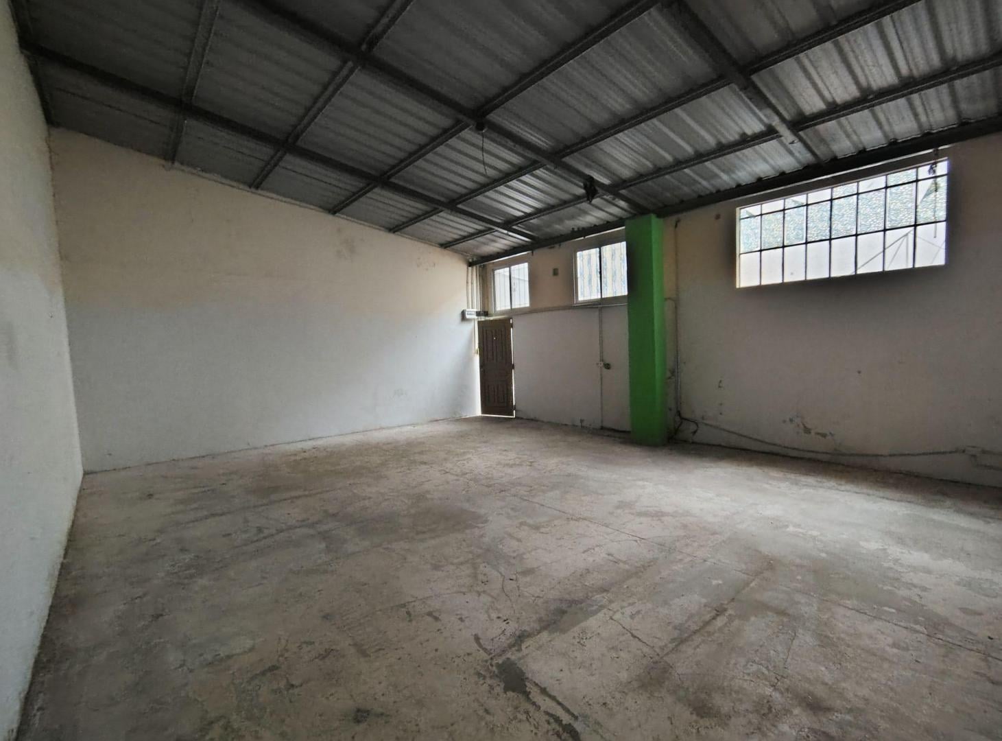 Foto de VENTA GALPON INTERNO POSIBILIDAD DE PH, imagen 3