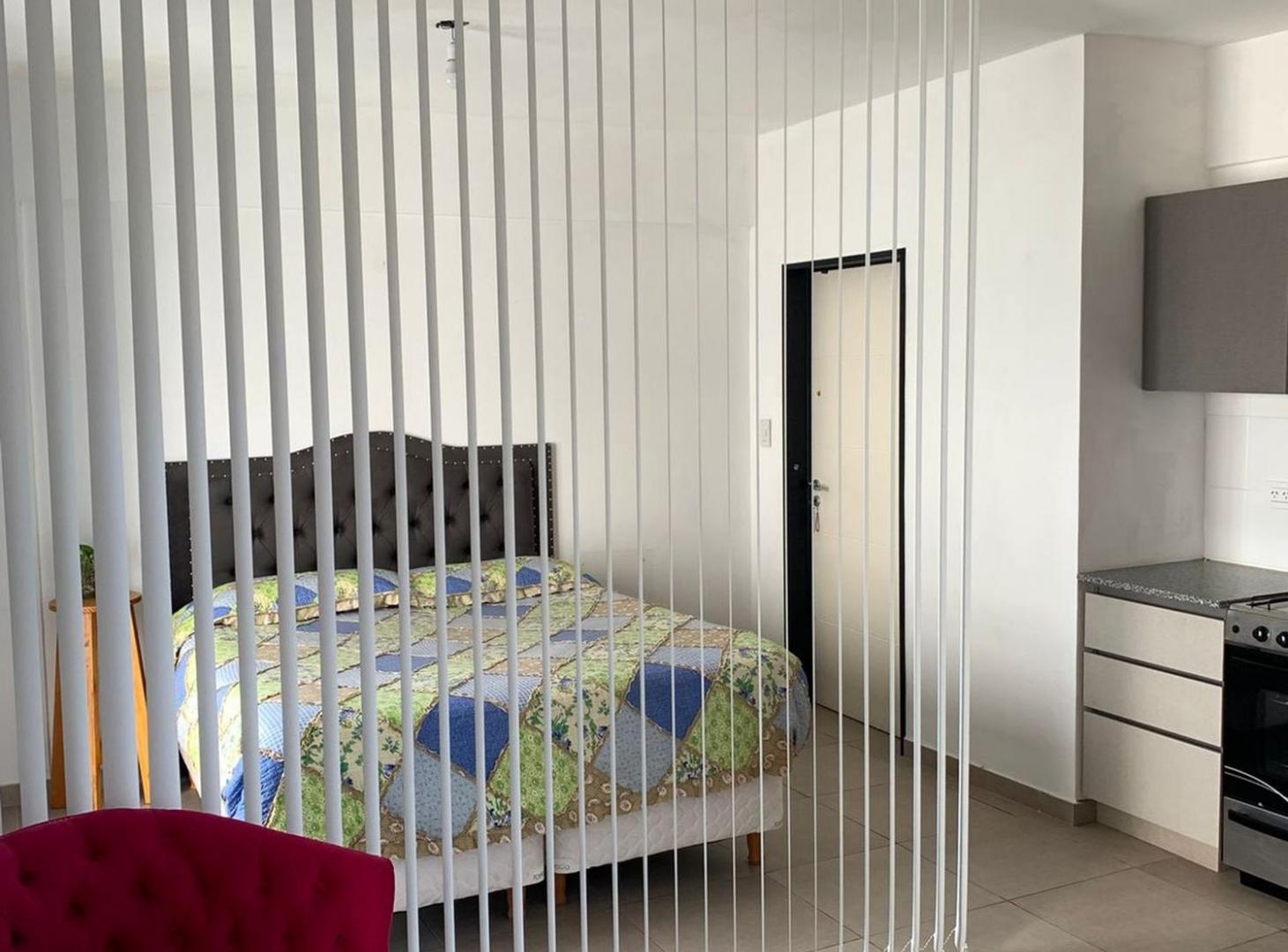 Foto de VENTA MODERNO MONOAMBIENTE DIVISIBLE EN FLORES, imagen 5