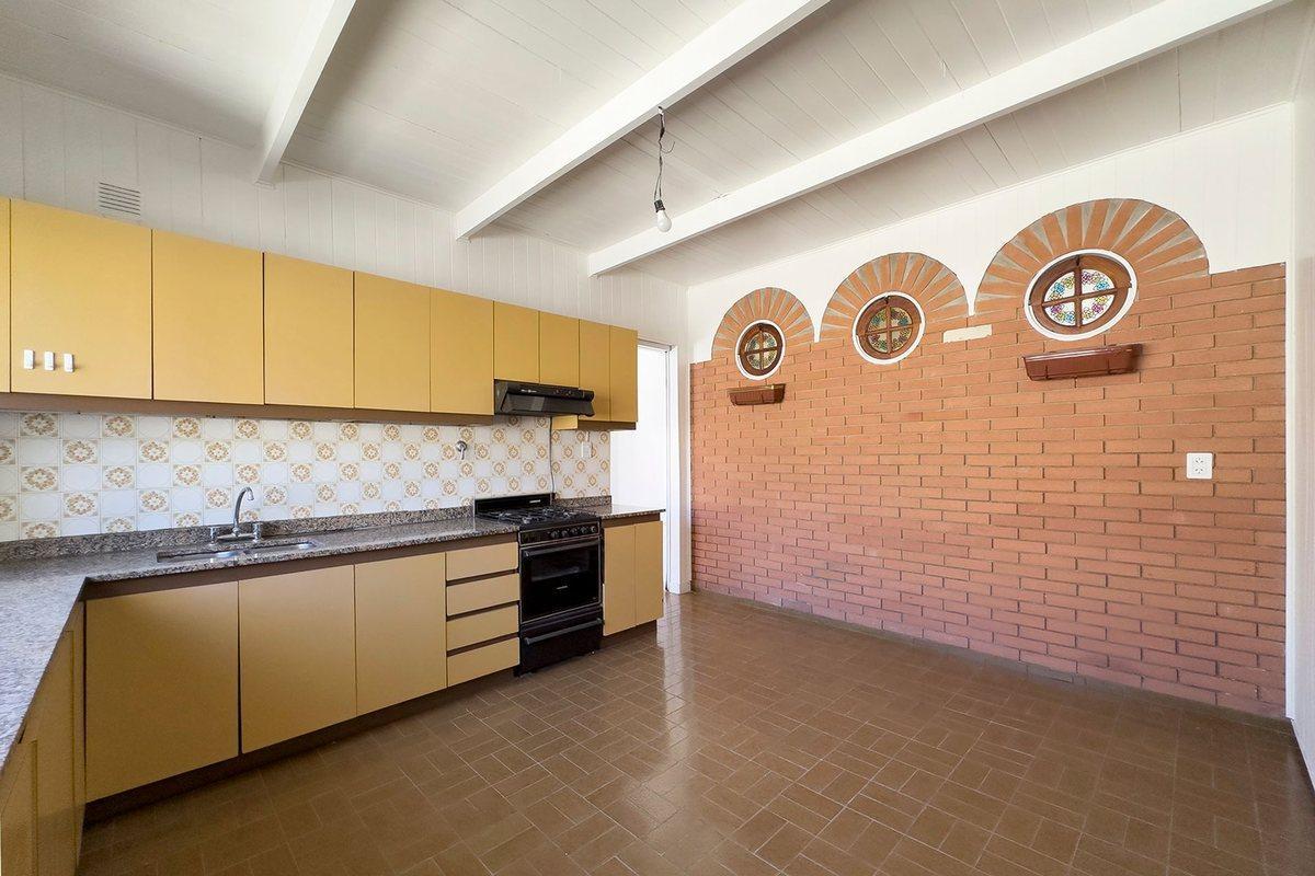 Foto de VENTA PH 6AMB MUY LUMINOSO BALCÓN TERRAZA QUINCHO, imagen 1