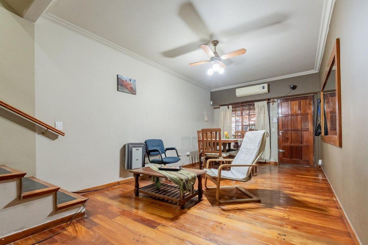 Foto de Venta triplex 4 amb con patio y parrilla en Ramos, imagen 1