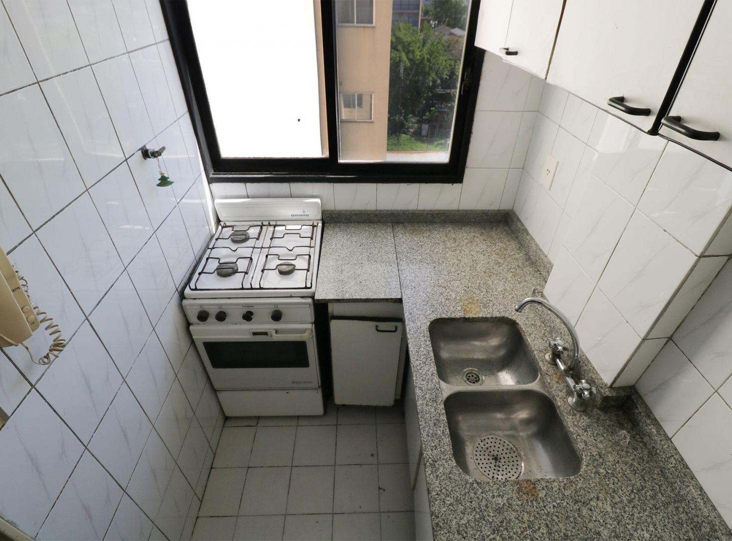 Foto de VENTA DEPARTAMENTO MONOAMBIENTE C/BALCON FLORES, imagen 4