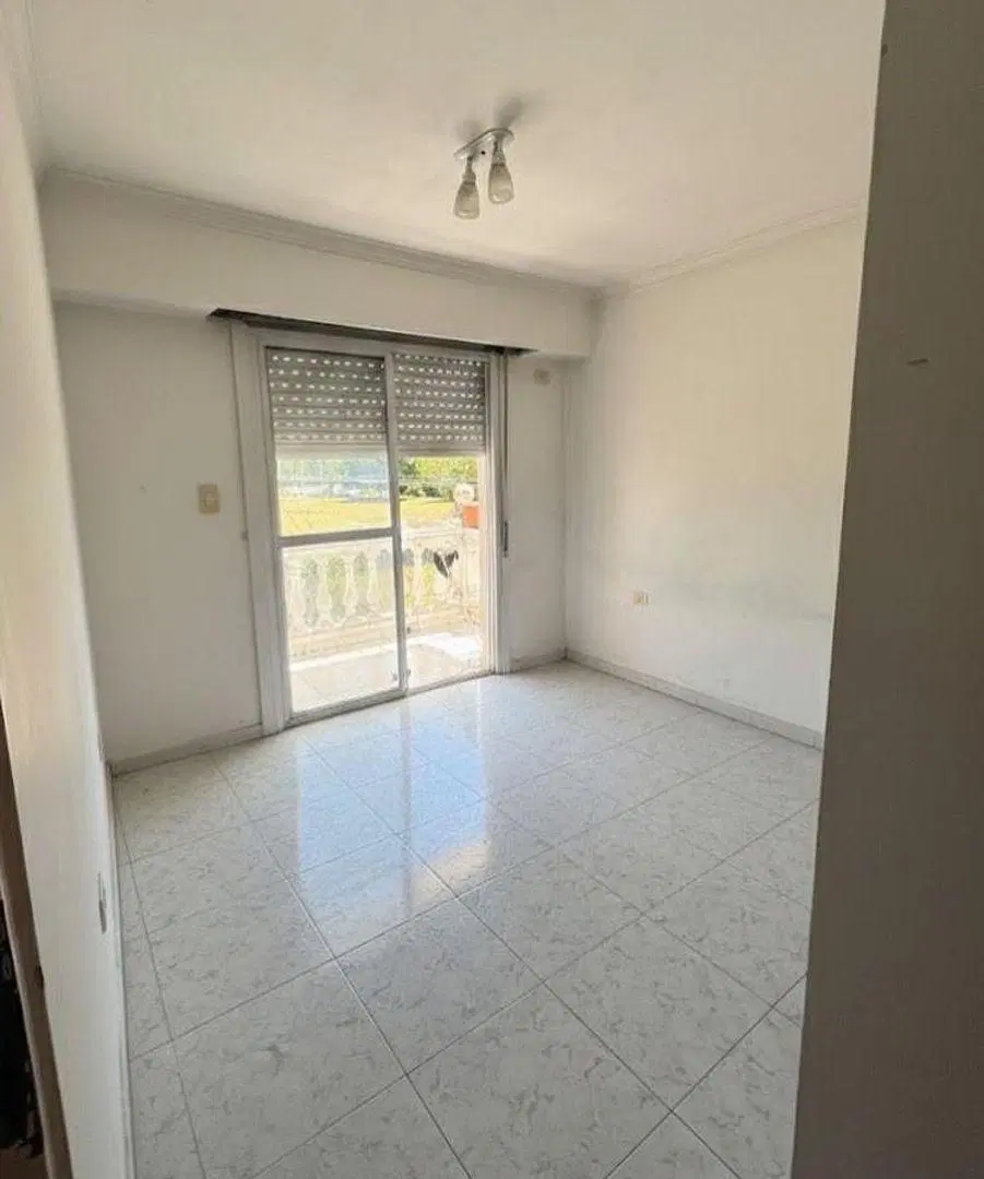 46 entre 134 y 135 Duplex al Frente 4