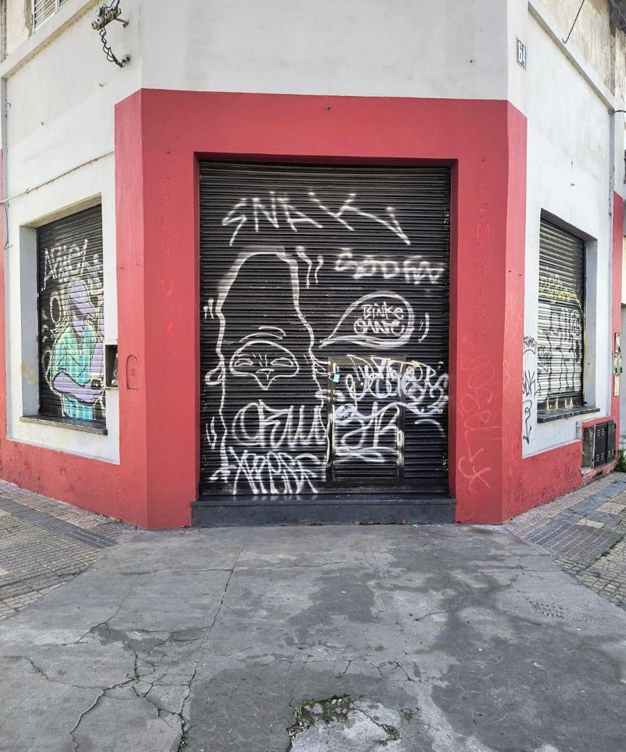 Foto de Local 64 esquina 5 - La Plata, imagen 2