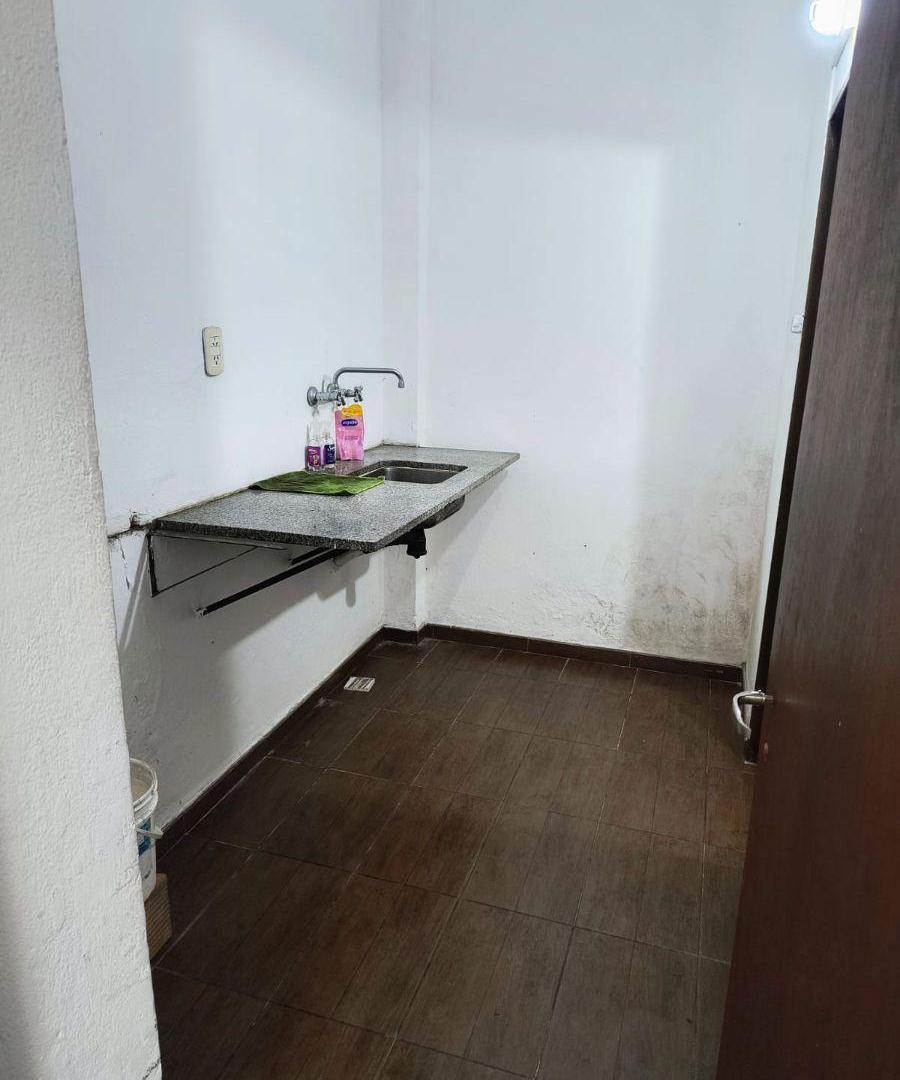 Foto de Local Avda 7 entre 525 y 526 - Tolosa, imagen 3
