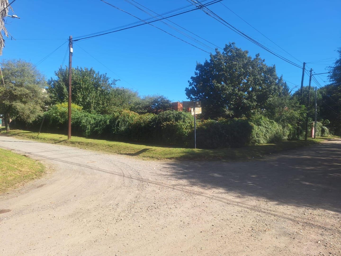 Terreno- Esquina Rivera Indarte