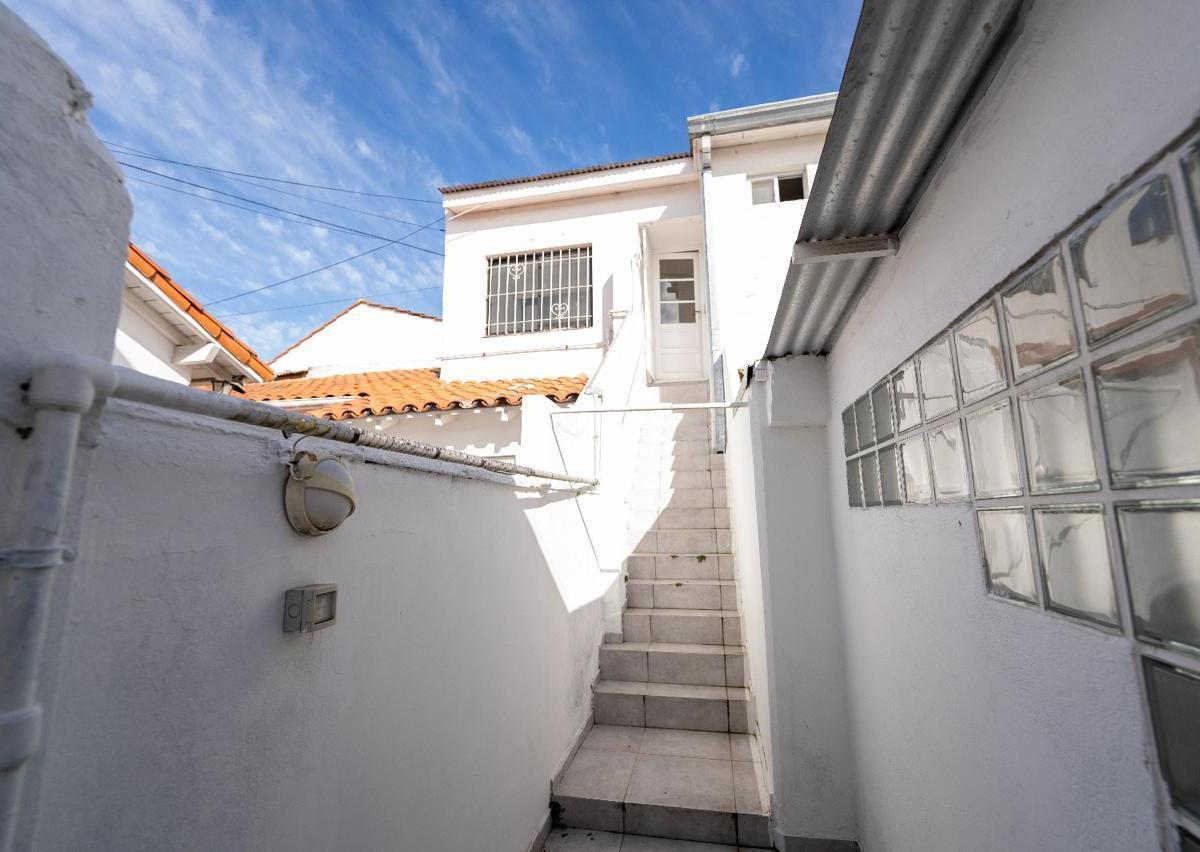 Venta - Chalet y 2 Departamentos Reciclados - Chauvin 2