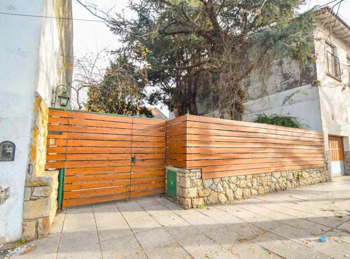VENTA - Chalet 4 Ambientes c/gran parque - Chauvin 3