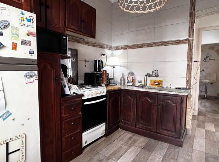 VENTA - Chalet 6 Ambientes  Departamento  - Zona Aldrey 3