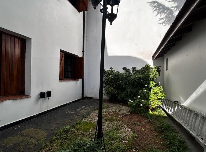 VENTA - Chalet 6 Ambientes  Departamento  - Zona Aldrey 2