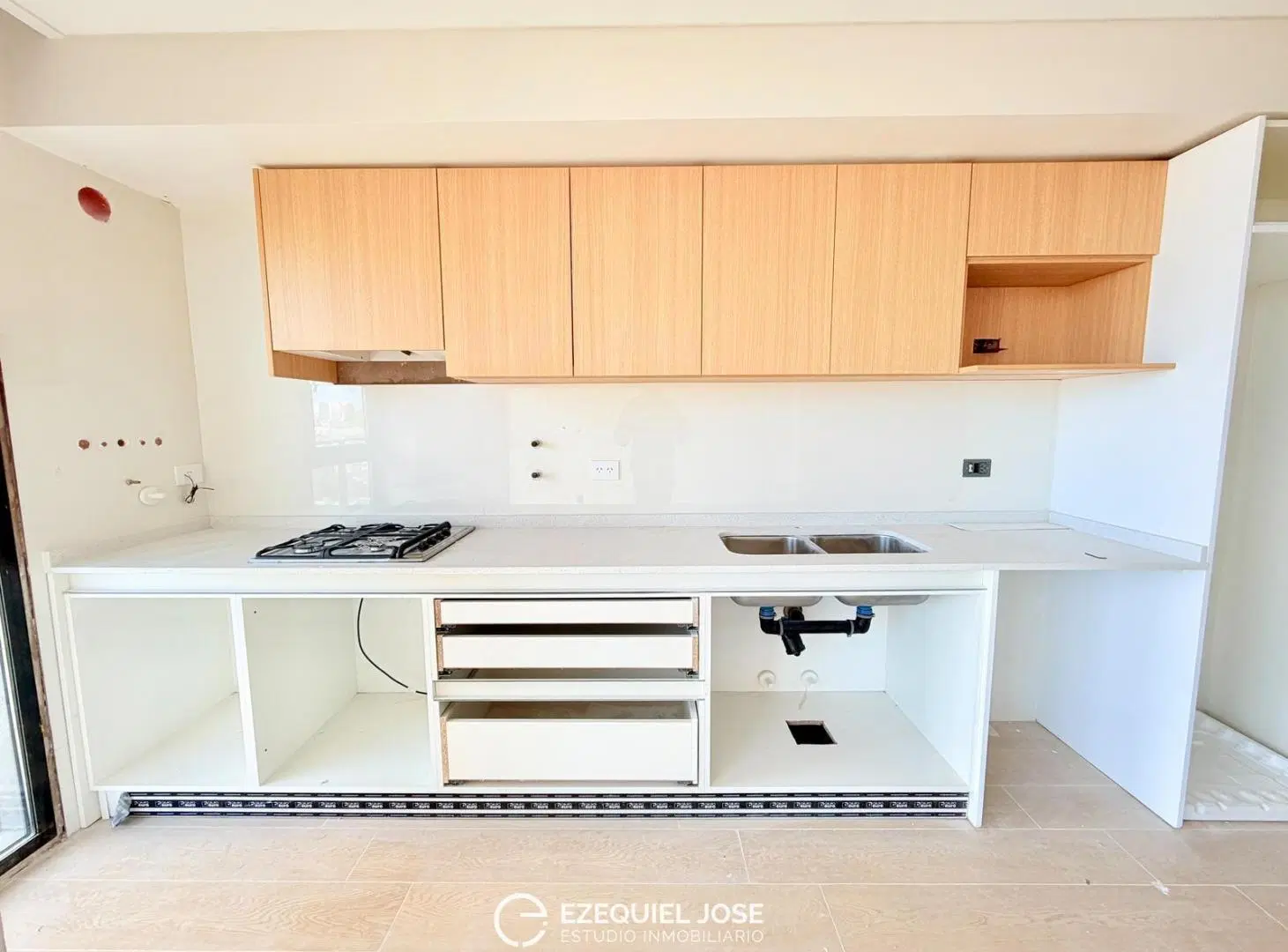 VENTA - Semipiso 3 Ambientes c/Cochera y Baulera - Chauvin 3