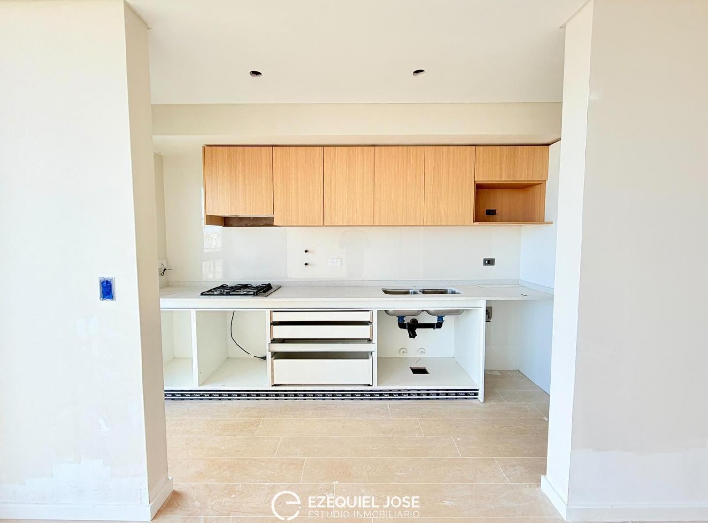 Foto de VENTA - Semipiso 3 Ambientes c/Cochera y Baulera - Chauvin, imagen 4