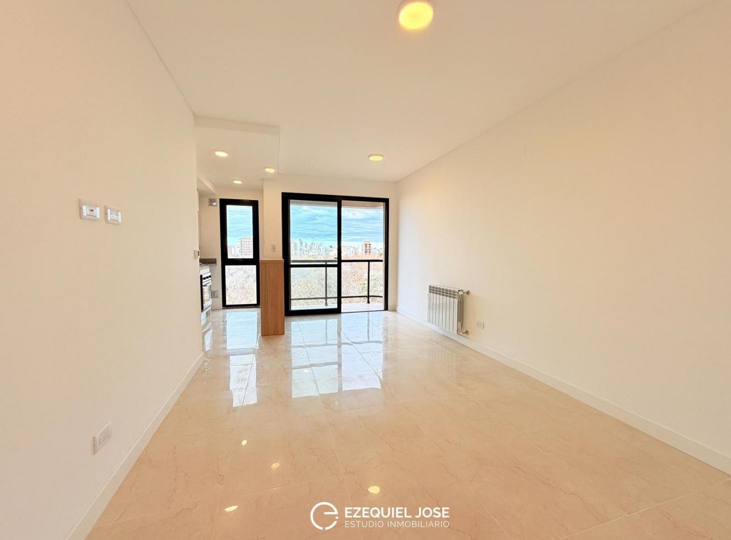 VENTA - Semipiso 2 Ambientes Premium | Vista Abierta a Plaza | Suite Amenities | Afianza V