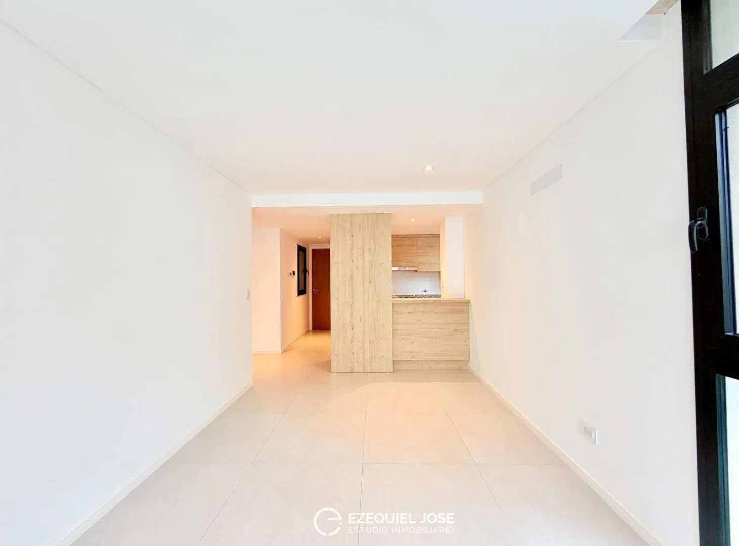 VENTA - 2 Ambientes a Estrenar con Balcón | Edificio Andros | Amenities Premium | Plaza Mitre 3