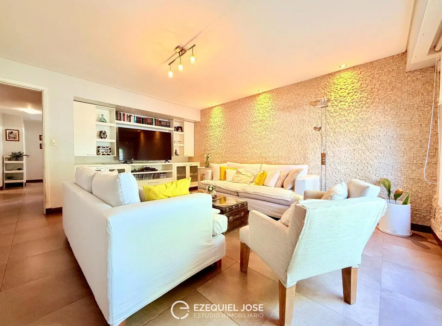 VENTA - Excelente PH 4 Ambientes c/cochera y patio - Nueva Pompeya 1