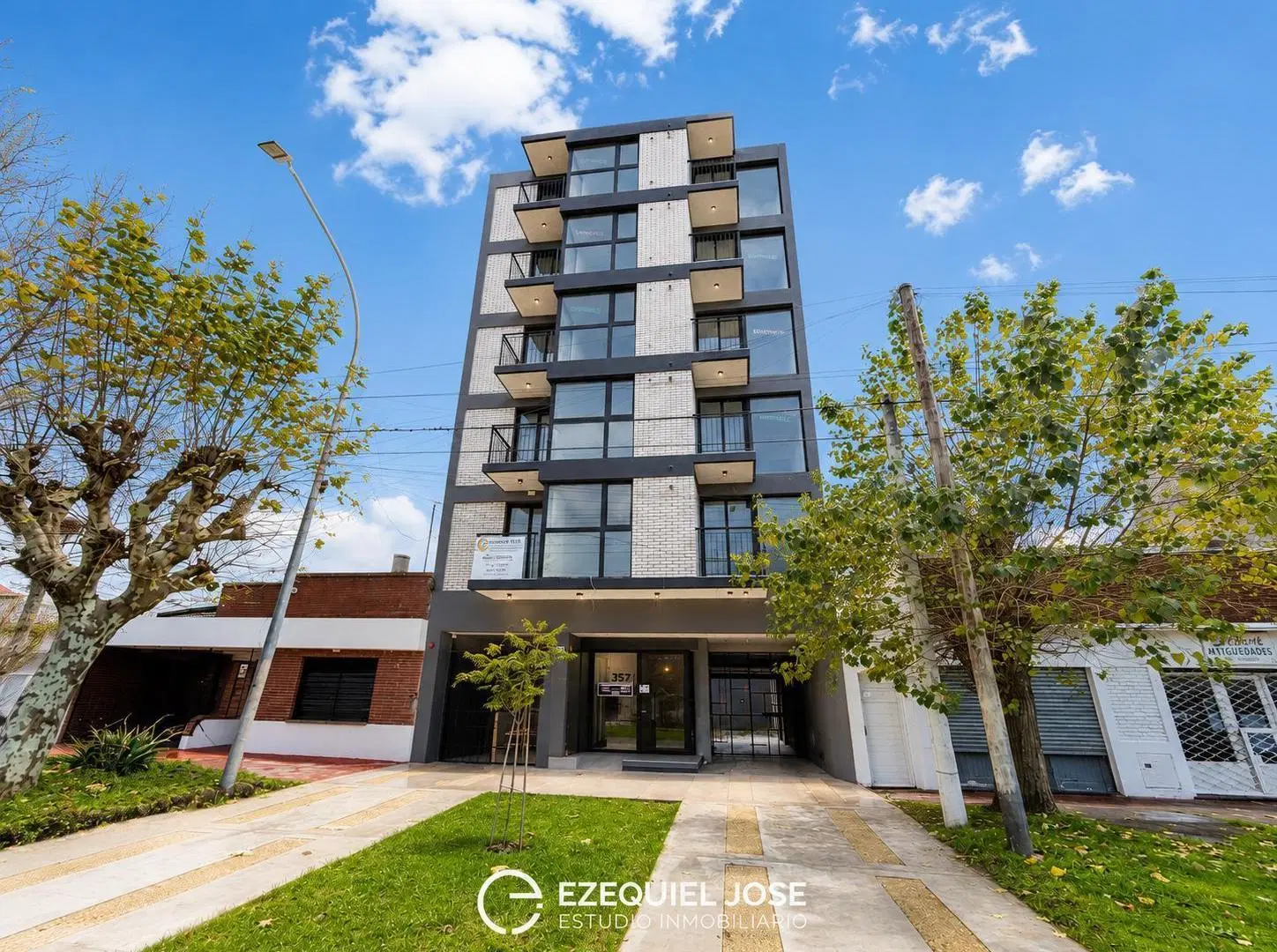 VENTA - A ESTRENAR Departamento 2 Ambientes c/cochera - San José 3