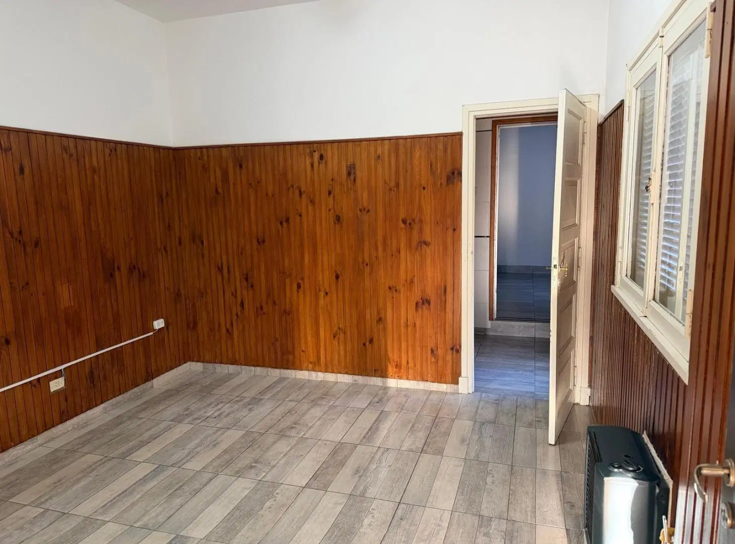 Alquiler 24 meses - Casa 3 Ambientes c/Patio - Plaza Peralta Ramos 2