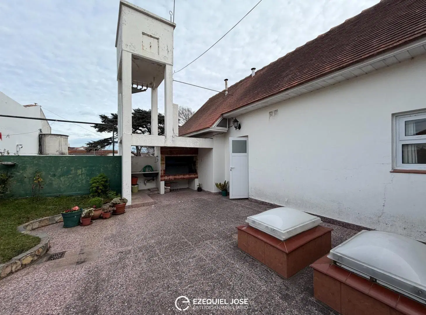 VENTA - Exclusivo Chalet en Los Troncos | 5 Dormitorios | Los Troncos 2