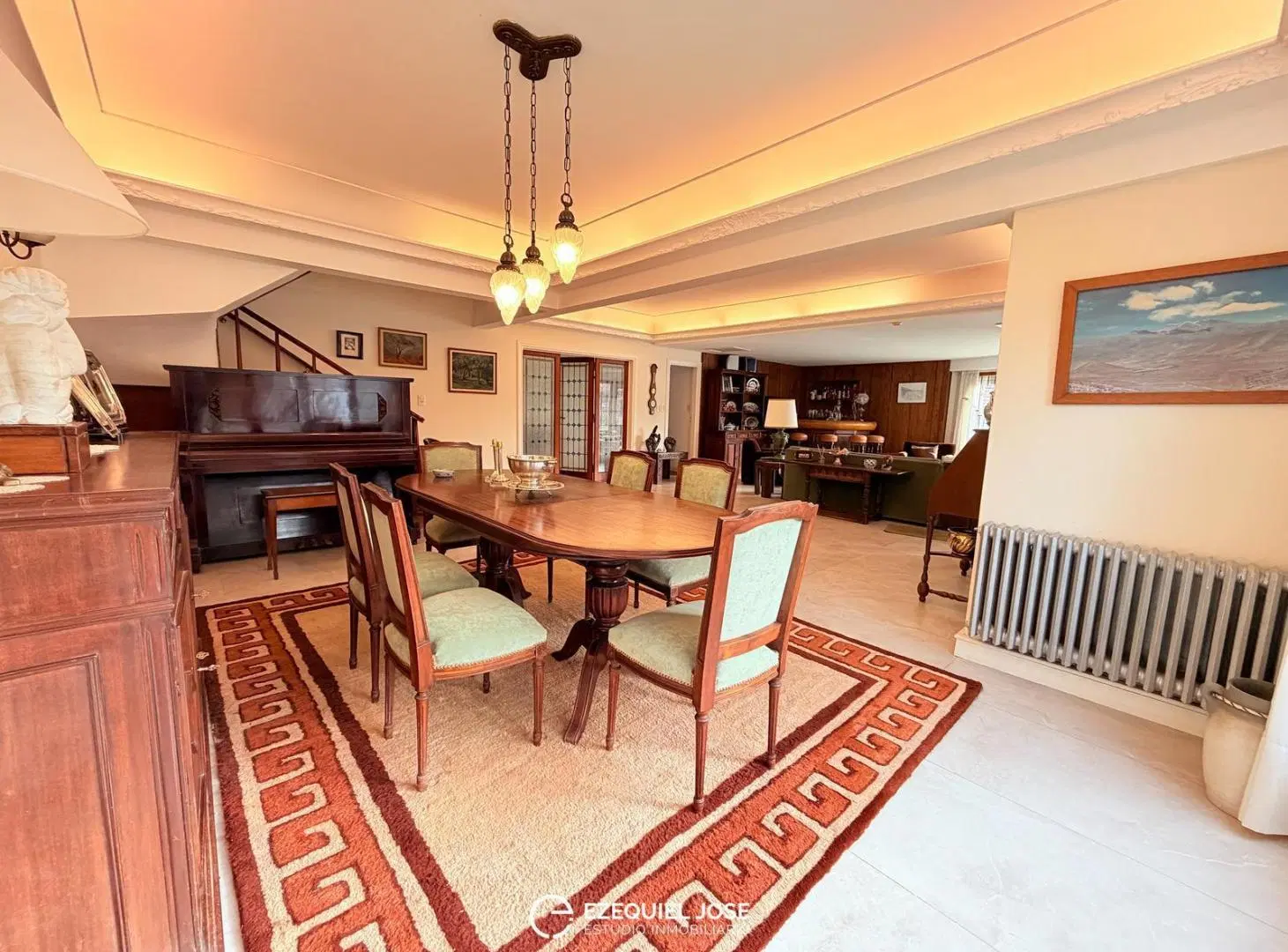 VENTA - Exclusivo Chalet en Los Troncos | 5 Dormitorios | Los Troncos 4